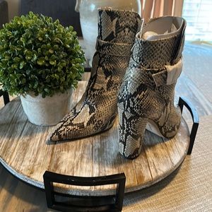 Black/Nude snakeskin booties